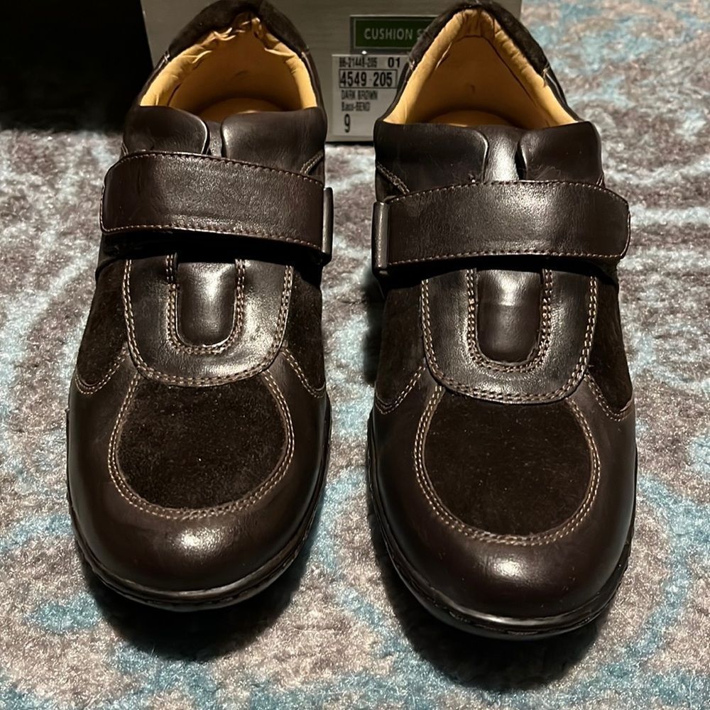Bass Cushion Step / Size 9 / Dark Brown